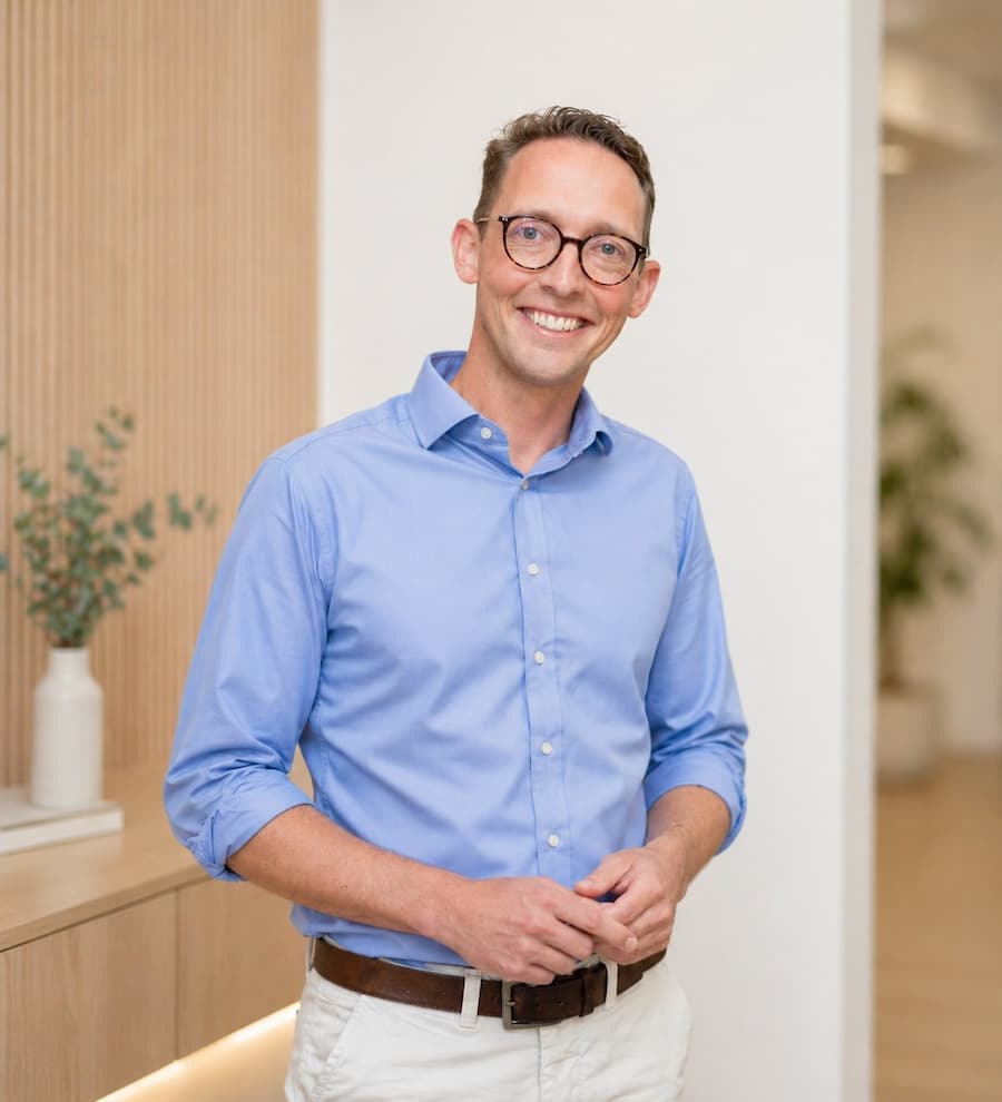 Moritz Etges, Zahnarzt & Fachzahnarzt für Oralchirurgie in Dahme